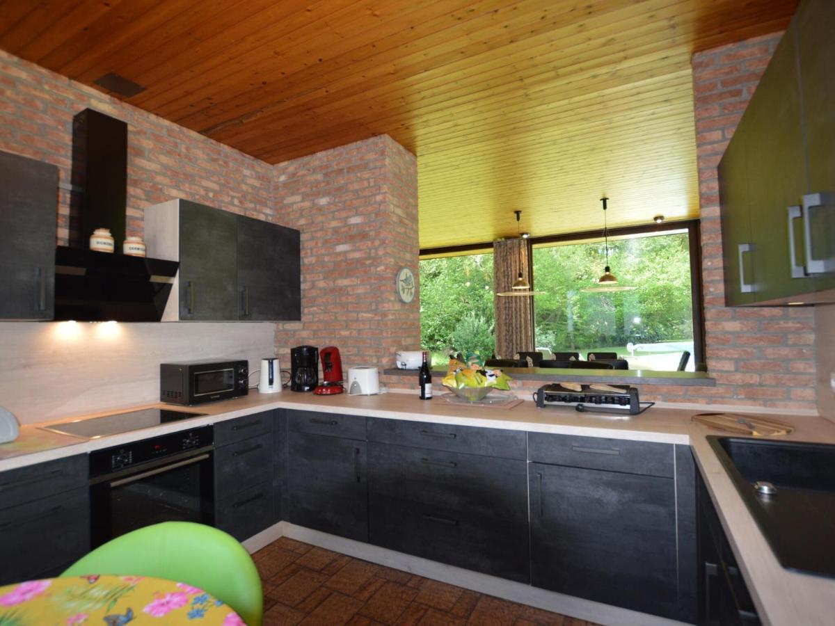 Luxury Villa With Swimming Pool Stavelot Exterior photo